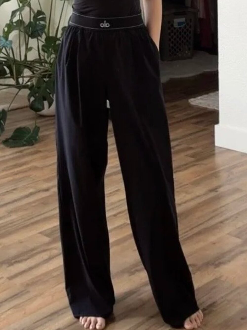 ALO Yoga Suit Up Pants Black ◼ Casual Office Travel Trousers Regular Length😊